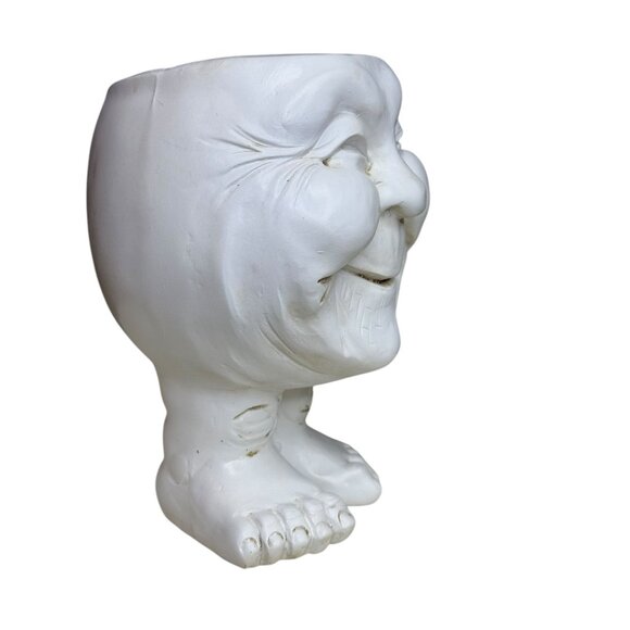 Whimsical White Resin Face Planter With Feet - Picture 9 of 11
